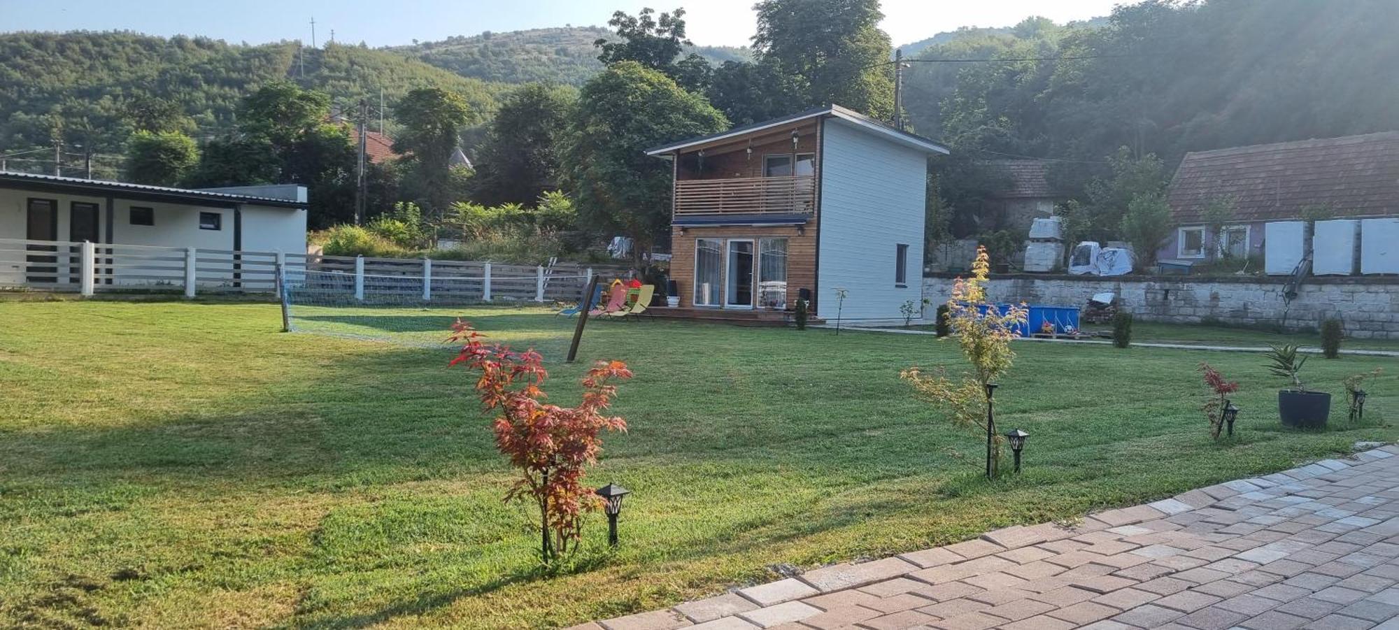 Vila Legrand Bazias Exterior foto